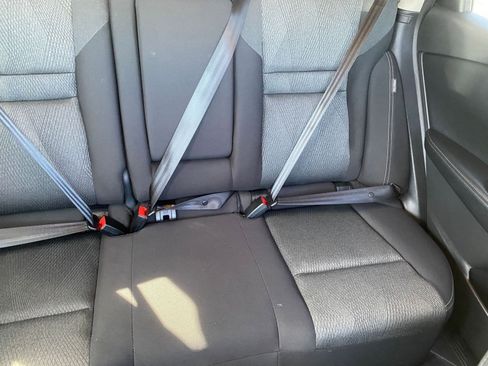 Used 2025 Nissan Rogue SV image 39