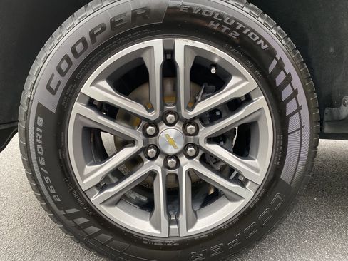 Used 2021 Chevrolet Colorado LT w/ LT Convenience Package image 42