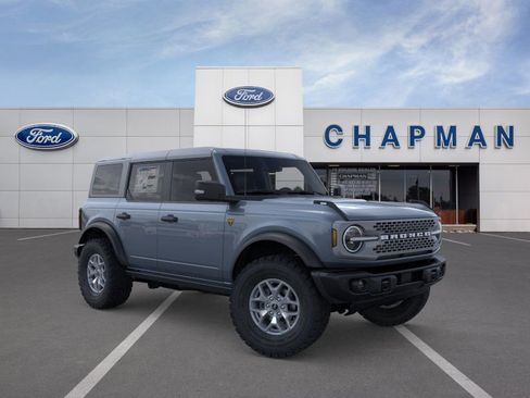 New 2025 Ford Bronco Badlands image 7