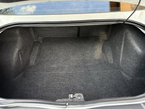 Used 2013 Dodge Challenger R/T Plus image 27