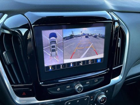 Used 2023 Chevrolet Traverse High Country image 26