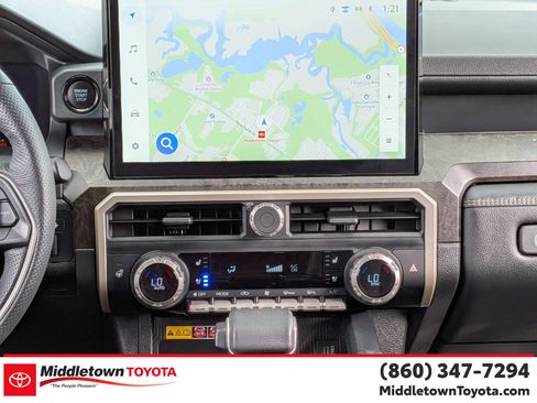 Certified 2025 Toyota Tacoma Limited AWD/4WD image 32