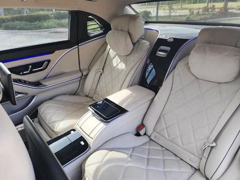 Used 2023 Mercedes-Benz Maybach S 680 4MATIC image 14