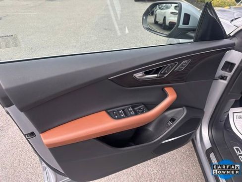 Used 2022 Audi Q8 Premium Plus w/ Premium Plus Package image 13