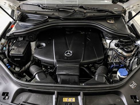 Used 2015 Mercedes-Benz GL 320 BlueTEC 4MATIC image 56