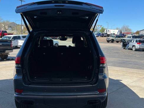 Used 2019 Jeep Grand Cherokee Limited X AWD/4WD image 7