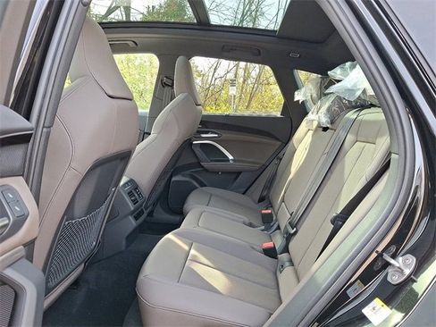 New 2025 Audi Q5 Premium Plus image 6