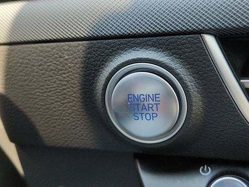 Used 2025 Hyundai Sonata SEL FWD image 17