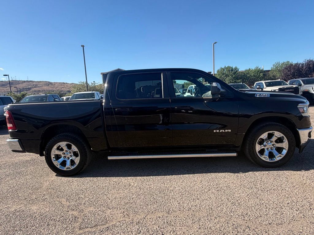 Used 2022 RAM 1500 Big Horn AWD/4WD image 4