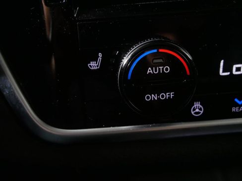 Used 2023 Nissan Rogue Platinum AWD/4WD image 25