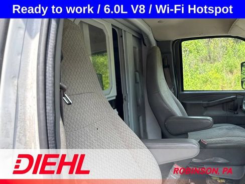 Used 2019 GMC Savana 3500 w/ Power Convenience Package RWD image 11