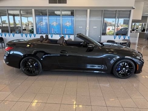 Used 2022 BMW M440i Convertible w/ Premium Package RWD image 3