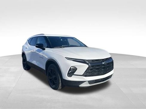 Used 2024 Chevrolet Blazer LT w/ Midnight/Sport Edition AWD/4WD image 7