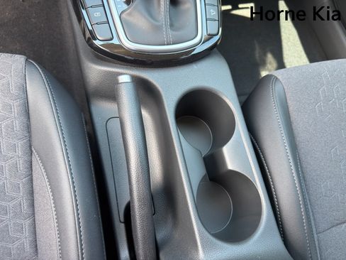 New 2026 Kia Seltos S FWD image 18