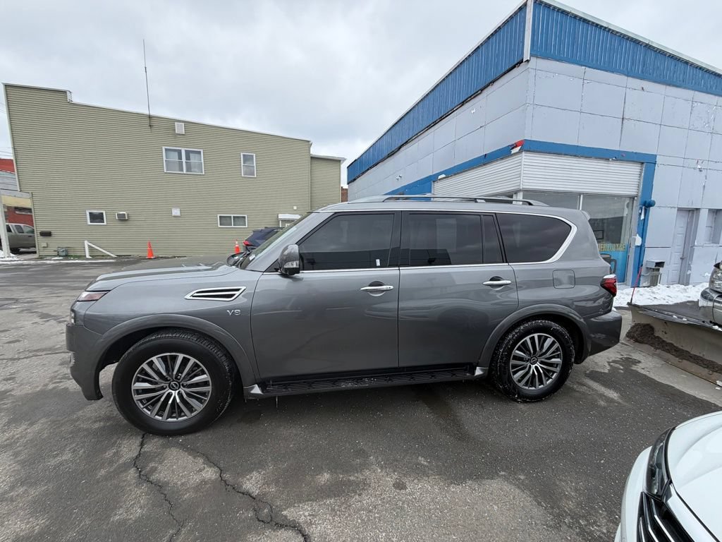 Used 2022 Nissan Armada SL AWD/4WD image 2