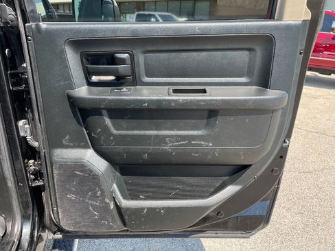 Used 2020 RAM 5500 Tradesman w/ Chrome Appearance Group image 24