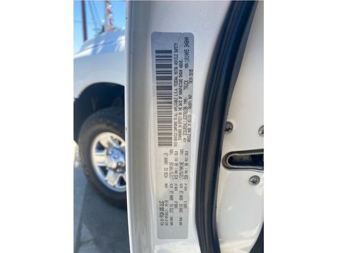 Used 2018 RAM 2500 Tradesman w/ Chrome Appearance Group AWD/4WD image 19