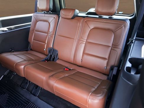 Used 2022 Lincoln Navigator L Reserve AWD/4WD image 24