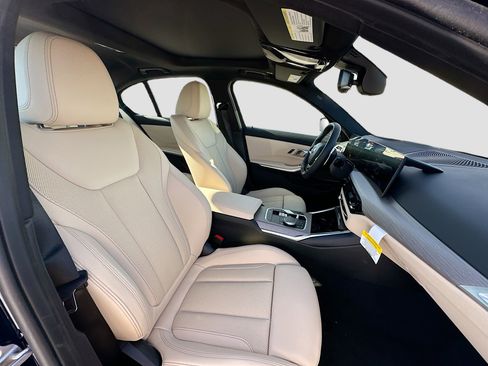 New 2026 BMW 330i xDrive Sedan w/ Premium Package image 23