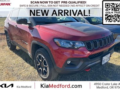Used 2025 Jeep Compass Trailhawk
