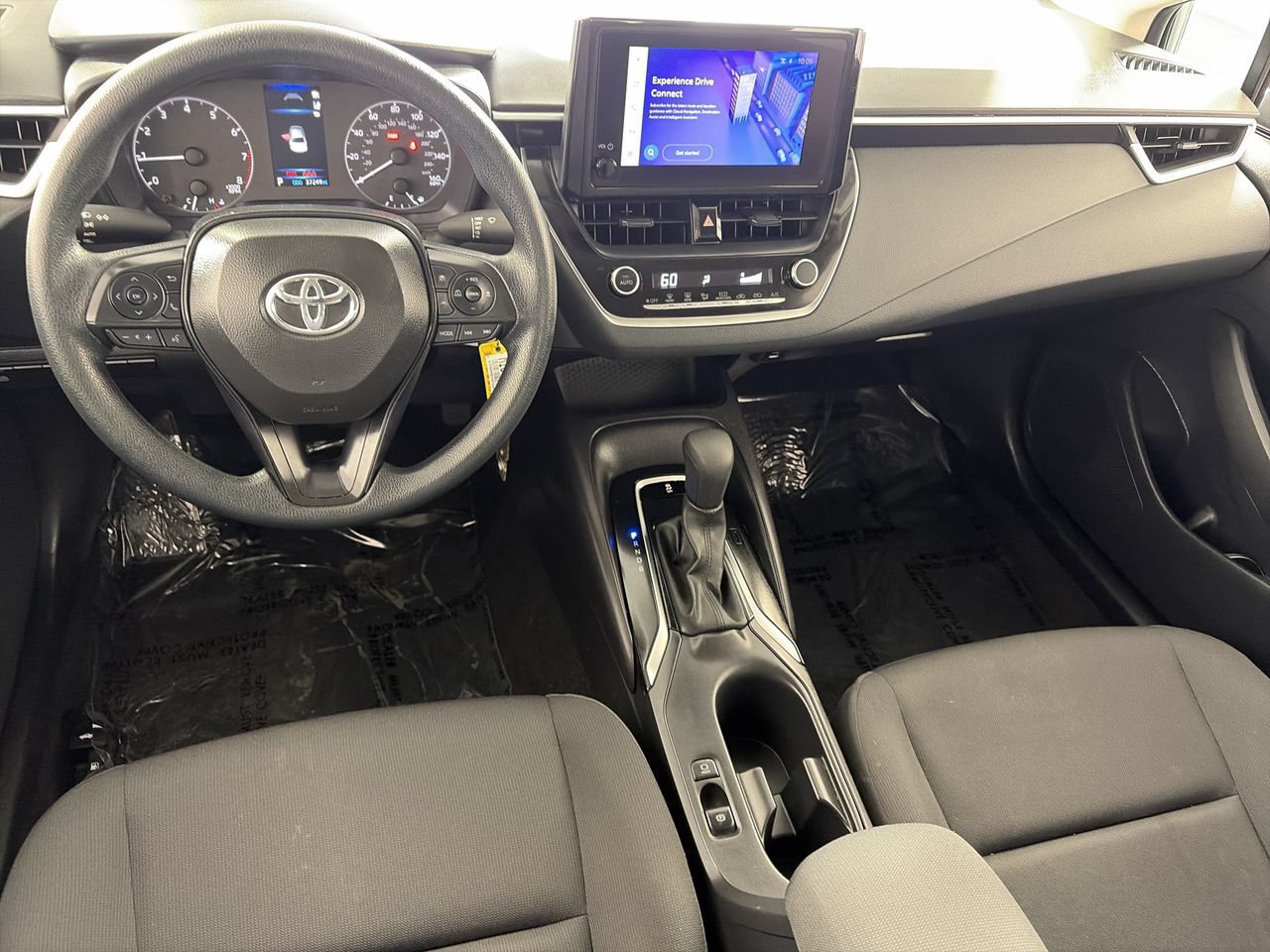 Used 2025 Toyota Corolla LE FWD image 21