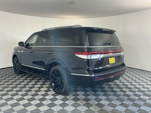 Used 2024 Lincoln Navigator Reserve w/ Equipment Group 201A image 6