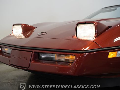Used 1987 Chevrolet Corvette Convertible RWD image 28