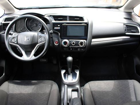 Used 2016 Honda Fit EX image 41