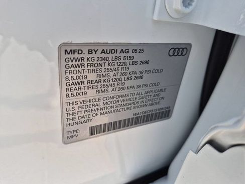 Certified 2025 Audi Q3 2.0T Premium w/ Convenience Package AWD/4WD image 24