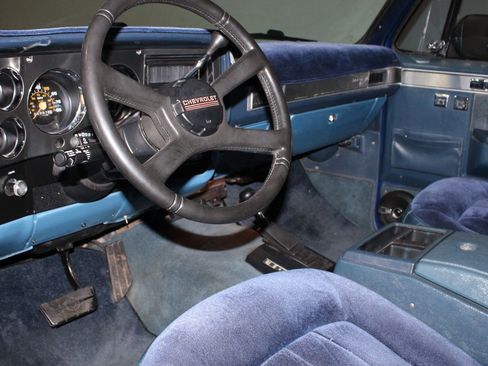 Used 1987 Chevrolet Blazer 4WD image 16