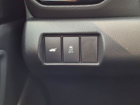 Used 2025 Honda Pilot Touring image 9