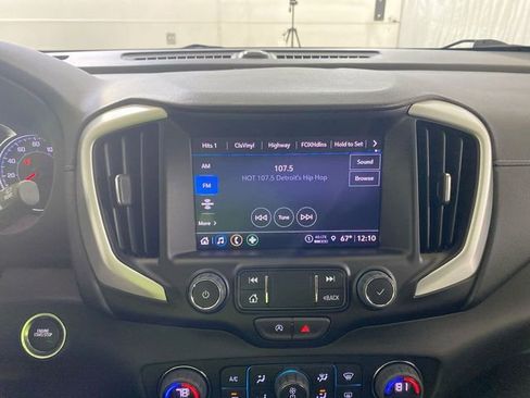 Used 2023 GMC Terrain SLT FWD image 40