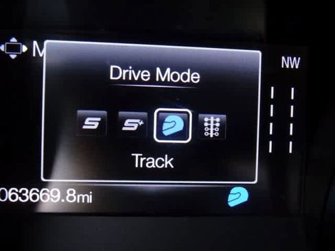 Used 2022 Ford Mustang Premium image 31