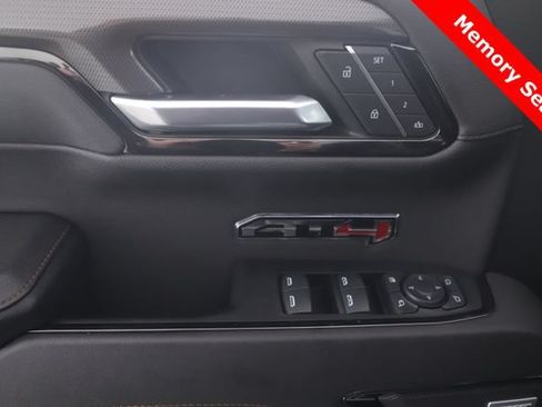 Used 2023 GMC Sierra 1500 AT4 w/ AT4 Preferred Package AWD/4WD image 19