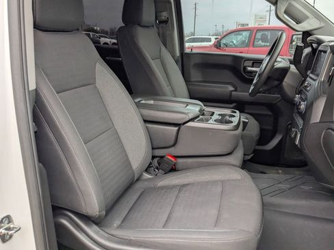 Used 2024 Chevrolet Silverado 1500 Custom image 25