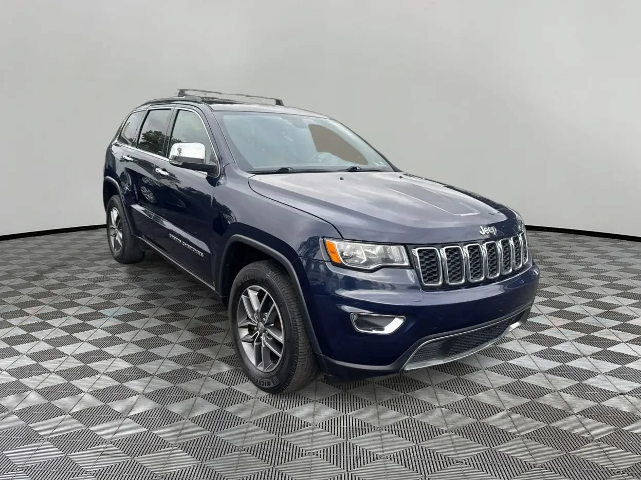 Used 2017 Jeep Grand Cherokee Limited AWD/4WD image 1