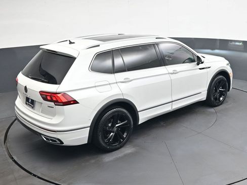 Used 2023 Volkswagen Tiguan SEL R-Line AWD/4WD image 22