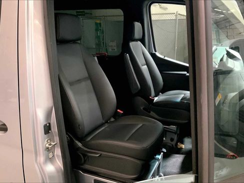 New 2025 Mercedes-Benz Sprinter 2500 image 7