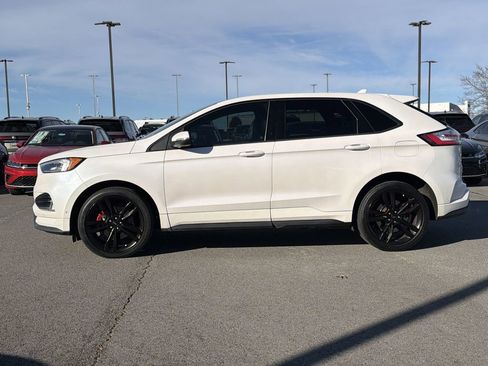 Used 2019 Ford Edge ST w/ Equipment Group 401A image 2