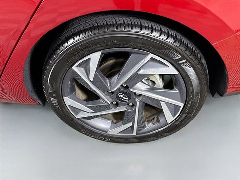 Certified 2024 Hyundai Elantra SEL w/ Convenience Package image 34