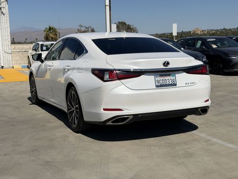 Certified 2023 Lexus ES 350 w/ Premium Package FWD image 8