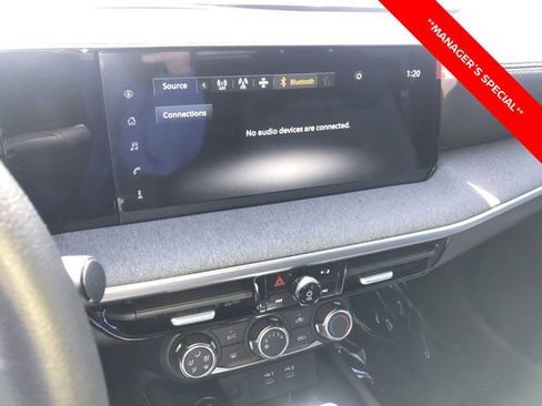 New 2025 Nissan Kicks SV w/ Illumination Package AWD/4WD image 16
