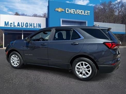 Used 2023 Chevrolet Equinox LT AWD/4WD image 2