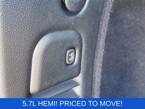 Used 2022 Dodge Durango R/T w/ Blacktop Package image 31