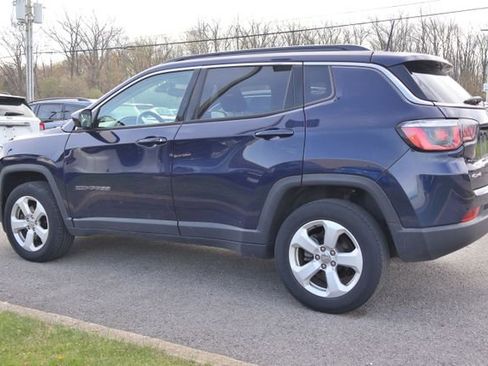 Used 2019 Jeep Compass Latitude AWD/4WD image 5