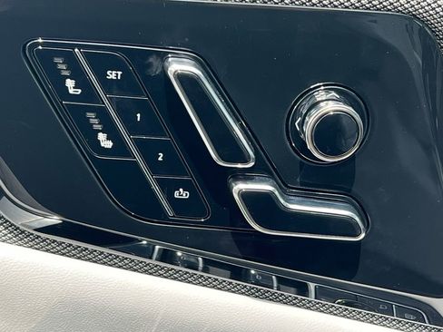 New 2026 Cadillac Optiq Sport 1 w/ LPO, Floor Liner Package AWD/4WD image 18