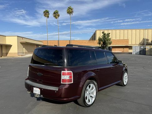 Used 2011 Ford Flex SE w/ Trailer Tow Pkg Class III FWD image 7