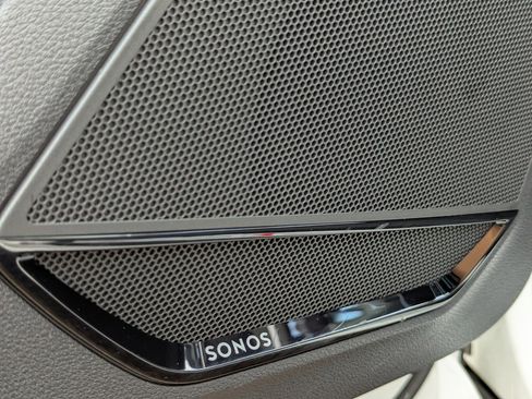 Used 2024 Audi Q3 2.0T Premium Plus image 12