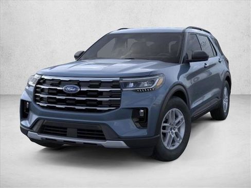 New 2026 Ford Explorer Active w/ Active Comfort Package RWD image 2