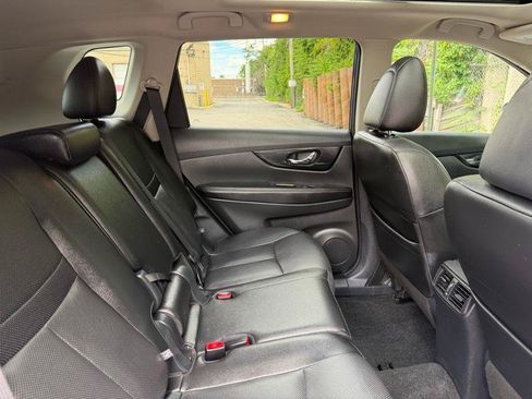 Used 2019 Nissan Rogue SL w/ Premium Package AWD/4WD image 24